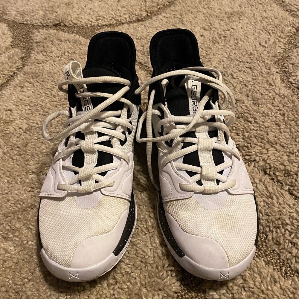 PG3 sneakers size 7.5 basketball sneakers